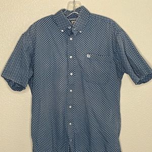 Size small Mens cinch short sleeve button up shirt